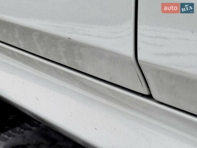 Белый БМВ 5 Серия, объемом двигателя 2 л и пробегом 158 тыс. км за 25900 $, фото 55 на Automoto.ua