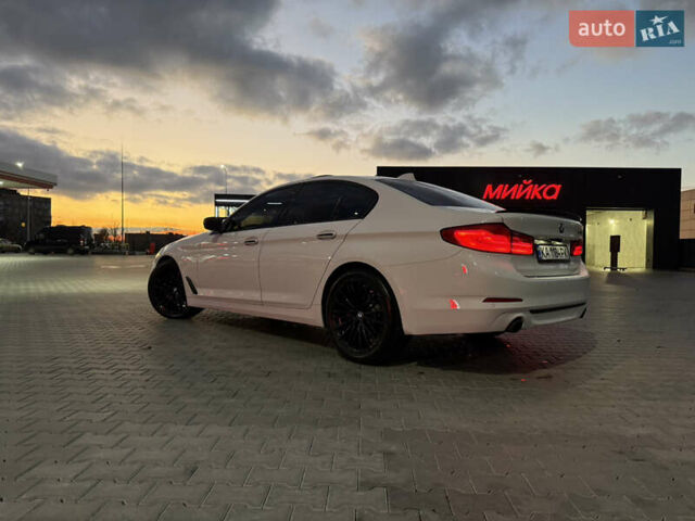 Белый БМВ 5 Серия, объемом двигателя 2 л и пробегом 130 тыс. км за 25500 $, фото 17 на Automoto.ua