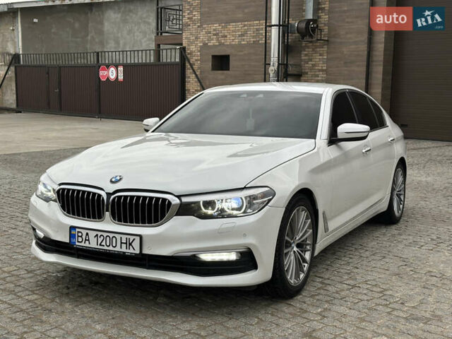 Белый БМВ 5 Серия, объемом двигателя 2 л и пробегом 211 тыс. км за 23400 $, фото 3 на Automoto.ua