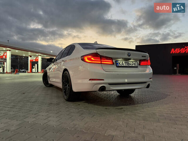 Белый БМВ 5 Серия, объемом двигателя 2 л и пробегом 130 тыс. км за 25500 $, фото 18 на Automoto.ua
