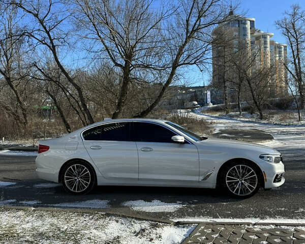 Белый БМВ 5 Серия, объемом двигателя 2 л и пробегом 178 тыс. км за 24900 $, фото 4 на Automoto.ua