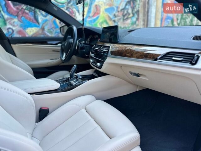 Белый БМВ 5 Серия, объемом двигателя 2 л и пробегом 119 тыс. км за 24900 $, фото 18 на Automoto.ua