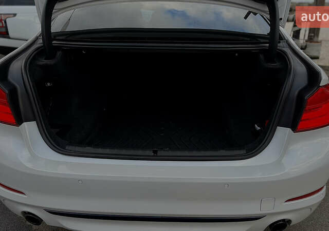 Белый БМВ 5 Серия, объемом двигателя 2 л и пробегом 143 тыс. км за 24800 $, фото 86 на Automoto.ua