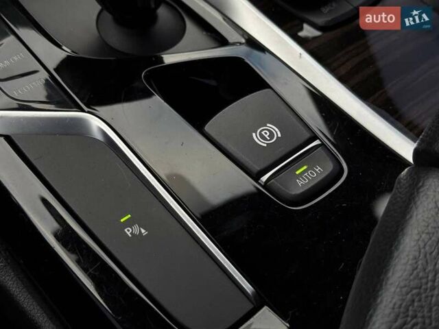Білий БМВ 5 Серія, об'ємом двигуна 2 л та пробігом 115 тис. км за 26500 $, фото 67 на Automoto.ua