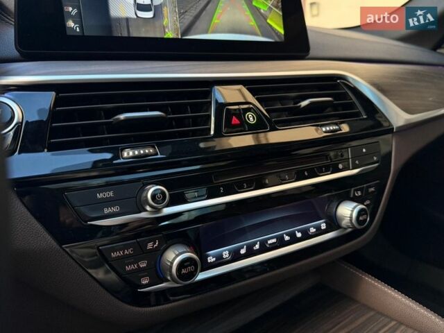 Білий БМВ 5 Серія, об'ємом двигуна 2 л та пробігом 105 тис. км за 36900 $, фото 35 на Automoto.ua