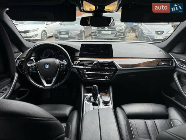 Белый БМВ 5 Серия, объемом двигателя 3 л и пробегом 132 тыс. км за 31500 $, фото 10 на Automoto.ua