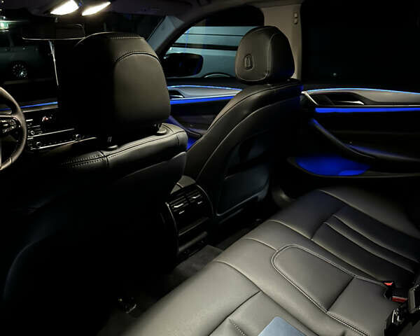 Белый БМВ 5 Серия, объемом двигателя 2 л и пробегом 211 тыс. км за 23400 $, фото 14 на Automoto.ua