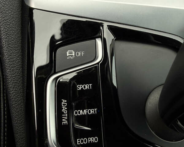 Білий БМВ 5 Серія, об'ємом двигуна 3 л та пробігом 152 тис. км за 34000 $, фото 11 на Automoto.ua