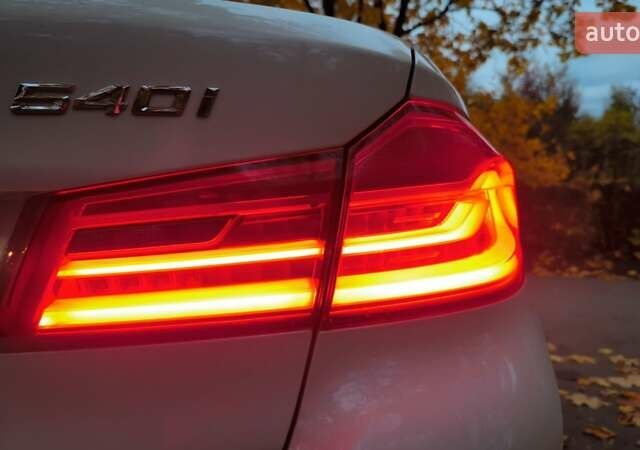 Белый БМВ 5 Серия, объемом двигателя 3 л и пробегом 211 тыс. км за 26900 $, фото 21 на Automoto.ua