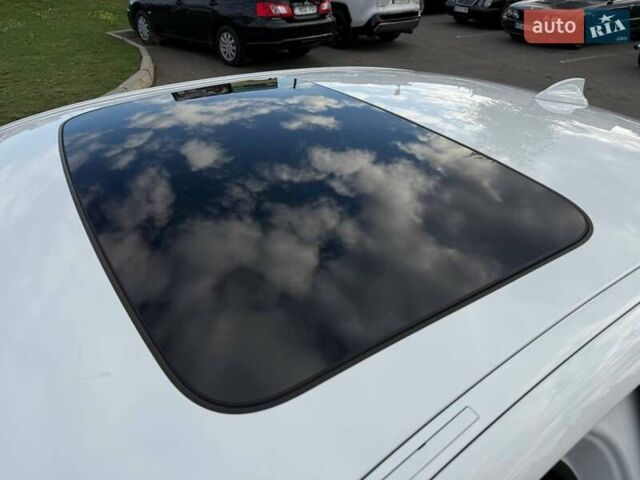 Білий БМВ 5 Серія, об'ємом двигуна 2 л та пробігом 115 тис. км за 26500 $, фото 34 на Automoto.ua