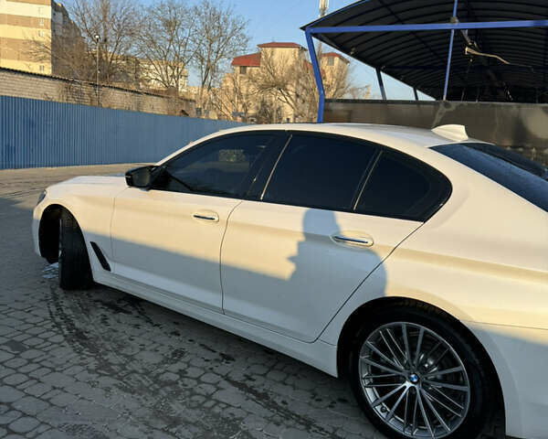 Белый БМВ 5 Серия, объемом двигателя 2 л и пробегом 164 тыс. км за 22500 $, фото 6 на Automoto.ua