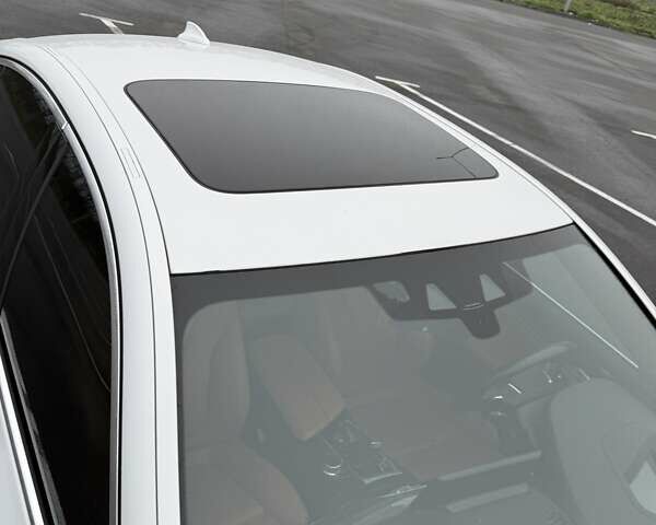 Белый БМВ 5 Серия, объемом двигателя 3 л и пробегом 145 тыс. км за 31000 $, фото 25 на Automoto.ua