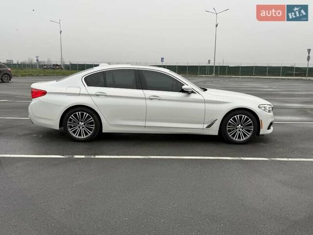 Белый БМВ 5 Серия, объемом двигателя 3 л и пробегом 145 тыс. км за 31000 $, фото 9 на Automoto.ua