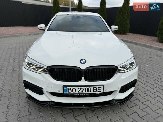 Белый БМВ 5 Серия, объемом двигателя 3 л и пробегом 128 тыс. км за 39999 $, фото 1 на Automoto.ua