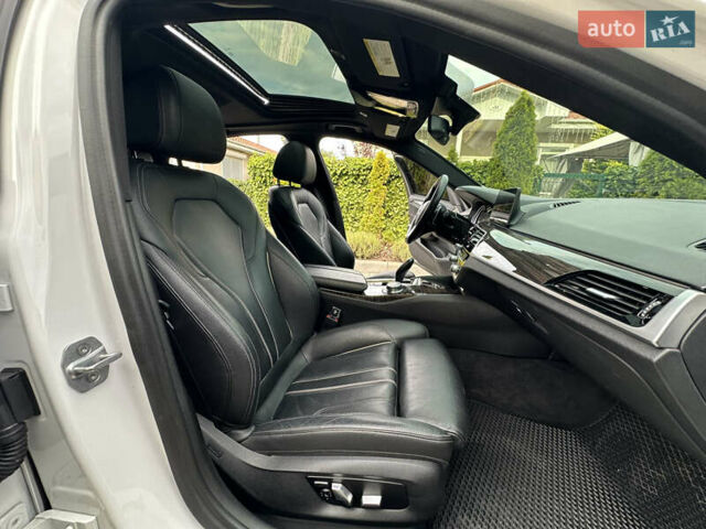 Білий БМВ 5 Серія, об'ємом двигуна 2 л та пробігом 132 тис. км за 24500 $, фото 40 на Automoto.ua