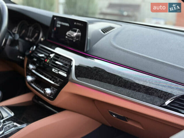 Білий БМВ 5 Серія, об'ємом двигуна 3 л та пробігом 159 тис. км за 33500 $, фото 45 на Automoto.ua