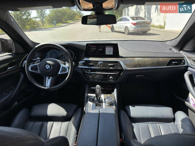 БМВ 5 Серия 2017 в Киеве на Automoto.ua Белый БМВ 5 Серия, объемом двигателя 3 л и пробегом 163 тыс. км за 33777 $, фото 4 на Automoto.ua