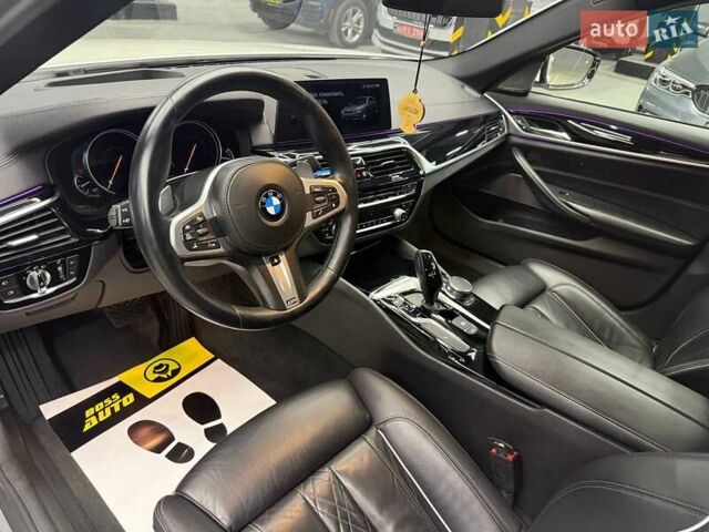 Белый БМВ 5 Серия, объемом двигателя 2.99 л и пробегом 245 тыс. км за 33000 $, фото 7 на Automoto.ua