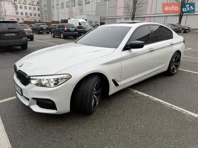 Белый БМВ 5 Серия, объемом двигателя 2.98 л и пробегом 120 тыс. км за 33700 $, фото 13 на Automoto.ua