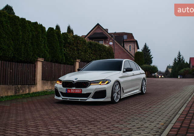 Белый БМВ 5 Серия, объемом двигателя 3 л и пробегом 139 тыс. км за 35000 $, фото 8 на Automoto.ua