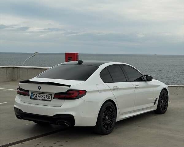 Білий БМВ 5 Серія, об'ємом двигуна 3 л та пробігом 130 тис. км за 30700 $, фото 5 на Automoto.ua
