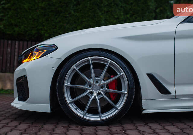 Белый БМВ 5 Серия, объемом двигателя 3 л и пробегом 139 тыс. км за 35000 $, фото 18 на Automoto.ua