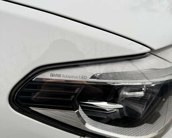 Белый БМВ 5 Серия, объемом двигателя 2 л и пробегом 128 тыс. км за 26000 $, фото 26 на Automoto.ua