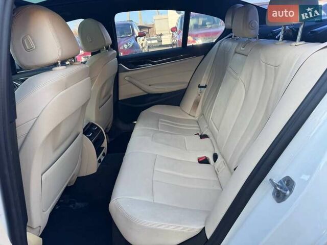 Білий БМВ 5 Серія, об'ємом двигуна 2 л та пробігом 221 тис. км за 19500 $, фото 10 на Automoto.ua