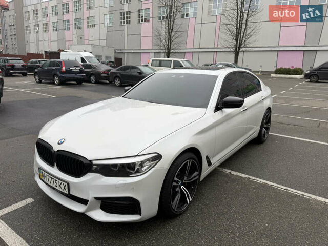 Белый БМВ 5 Серия, объемом двигателя 2.98 л и пробегом 120 тыс. км за 33700 $, фото 10 на Automoto.ua
