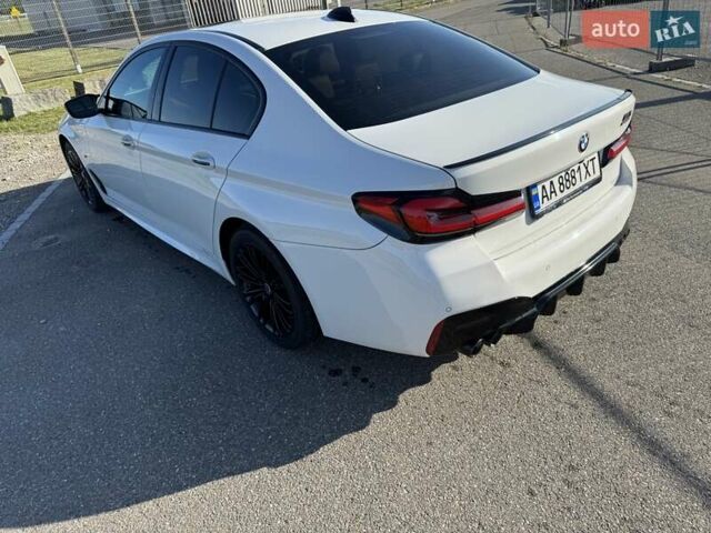 Білий БМВ 5 Серія, об'ємом двигуна 2 л та пробігом 166 тис. км за 31500 $, фото 2 на Automoto.ua