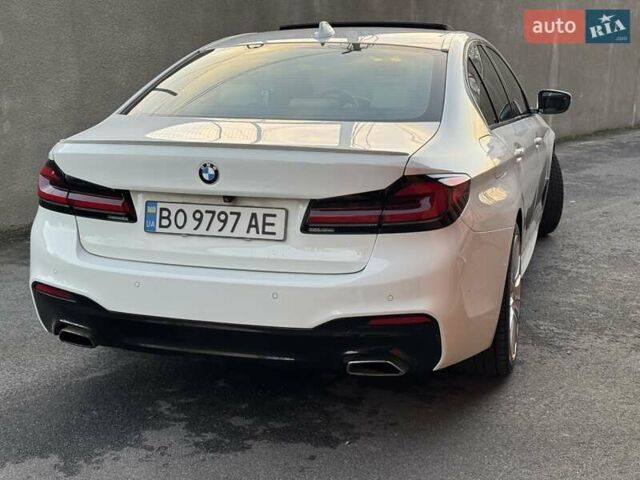 Белый БМВ 5 Серия, объемом двигателя 3 л и пробегом 157 тыс. км за 35499 $, фото 5 на Automoto.ua