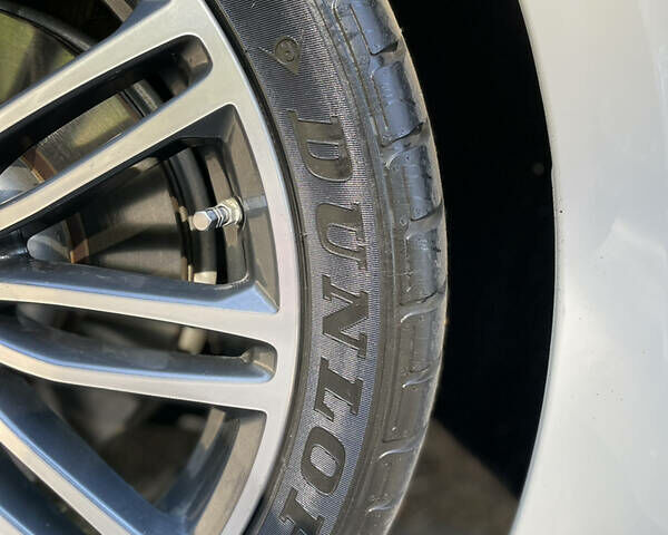 Белый БМВ 5 Серия, объемом двигателя 3 л и пробегом 35 тыс. км за 38000 $, фото 30 на Automoto.ua