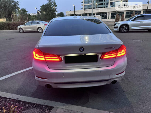 Белый БМВ 5 Серия, объемом двигателя 2 л и пробегом 86 тыс. км за 32000 $, фото 28 на Automoto.ua