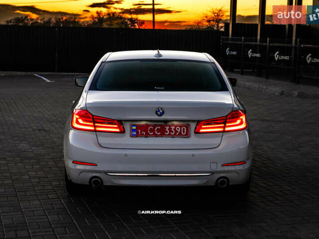 Белый БМВ 5 Серия, объемом двигателя 2 л и пробегом 175 тыс. км за 30000 $, фото 5 на Automoto.ua