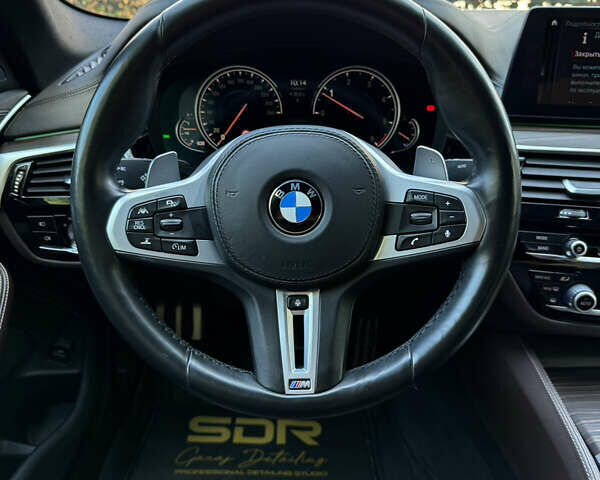 Белый БМВ 5 Серия, объемом двигателя 2 л и пробегом 159 тыс. км за 35000 $, фото 6 на Automoto.ua