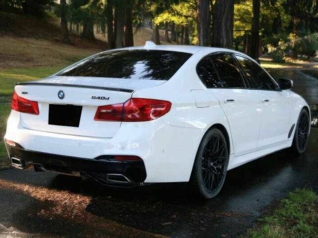 БМВ 5 Серия 2018 в Ровно на Automoto.ua Белый БМВ 5 Серия, объемом двигателя 3 л и пробегом 78 тыс. км за 21000 $, фото 7 на Automoto.ua