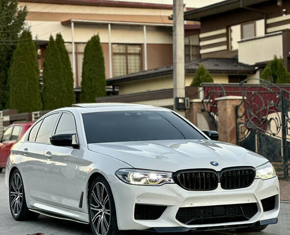 Белый БМВ 5 Серия, объемом двигателя 3 л и пробегом 204 тыс. км за 27500 $, фото 4 на Automoto.ua