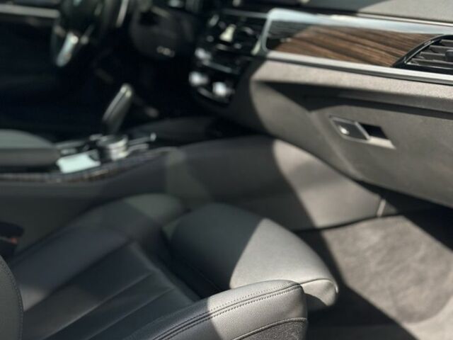 Белый БМВ 5 Серия, объемом двигателя 2 л и пробегом 90 тыс. км за 24000 $, фото 16 на Automoto.ua