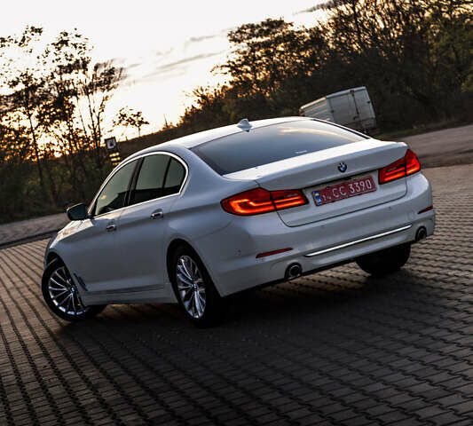 Белый БМВ 5 Серия, объемом двигателя 2 л и пробегом 175 тыс. км за 30000 $, фото 14 на Automoto.ua