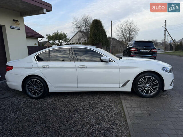 Белый БМВ 5 Серия, объемом двигателя 2 л и пробегом 215 тыс. км за 22950 $, фото 10 на Automoto.ua