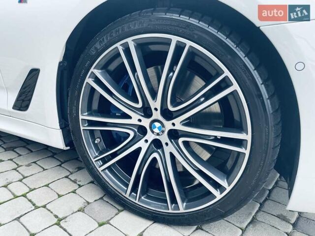 Білий БМВ 5 Серія, об'ємом двигуна 2.99 л та пробігом 121 тис. км за 40000 $, фото 15 на Automoto.ua