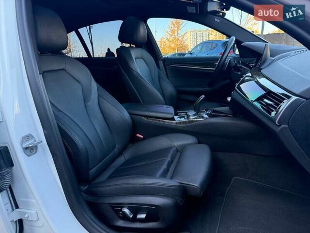 Белый БМВ 5 Серия, объемом двигателя 2 л и пробегом 118 тыс. км за 26990 $, фото 10 на Automoto.ua