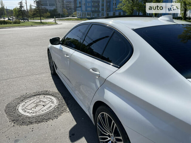 Белый БМВ 5 Серия, объемом двигателя 3 л и пробегом 35 тыс. км за 38000 $, фото 16 на Automoto.ua