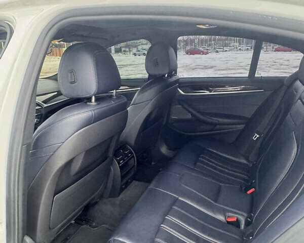 Білий БМВ 5 Серія, об'ємом двигуна 2 л та пробігом 89 тис. км за 27500 $, фото 16 на Automoto.ua