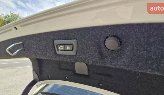 Білий БМВ 5 Серія, об'ємом двигуна 2 л та пробігом 165 тис. км за 27200 $, фото 33 на Automoto.ua