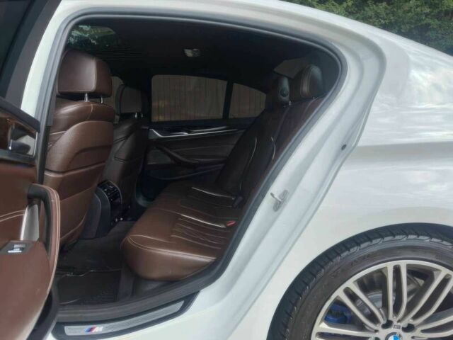 Белый БМВ 5 Серия, объемом двигателя 4.4 л и пробегом 39 тыс. км за 16000 $, фото 14 на Automoto.ua