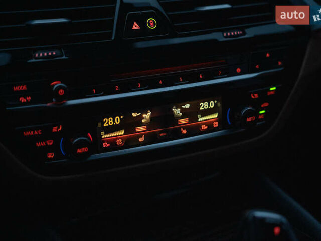 Белый БМВ 5 Серия, объемом двигателя 2 л и пробегом 105 тыс. км за 31900 $, фото 33 на Automoto.ua