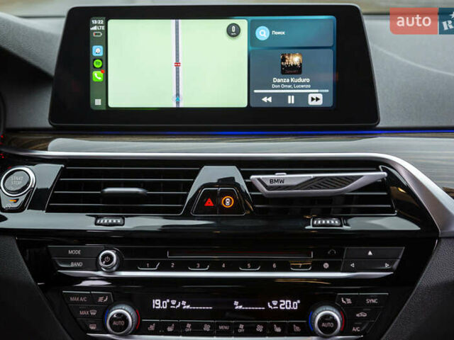 Белый БМВ 5 Серия, объемом двигателя 3 л и пробегом 101 тыс. км за 36500 $, фото 13 на Automoto.ua