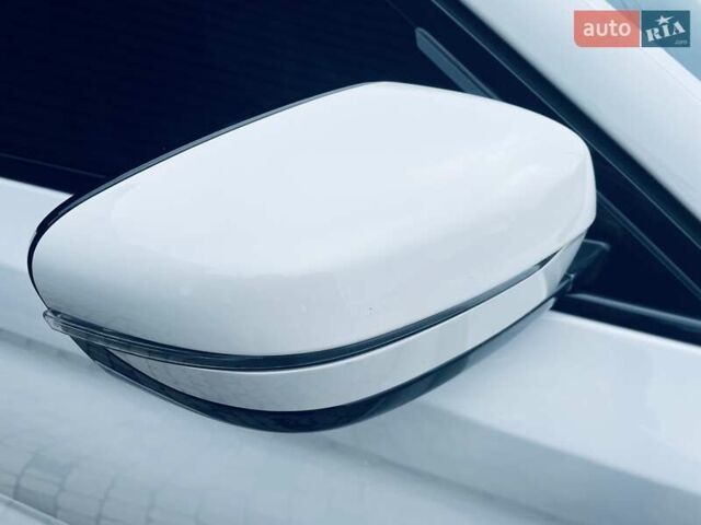 Білий БМВ 5 Серія, об'ємом двигуна 2.99 л та пробігом 121 тис. км за 40000 $, фото 26 на Automoto.ua