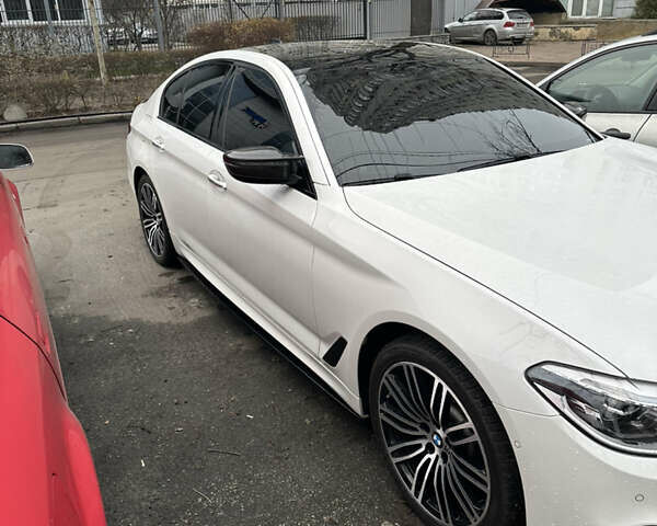 Білий БМВ 5 Серія, об'ємом двигуна 2 л та пробігом 148 тис. км за 25000 $, фото 6 на Automoto.ua